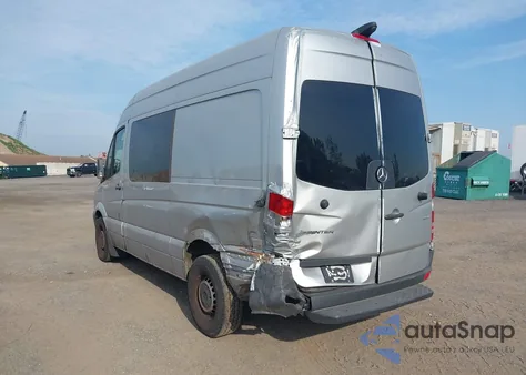 2018 Mercedes-Benz Sprinter 2500 z USA, uszkodzony, nr VIN WD4PE7CD6JP589853